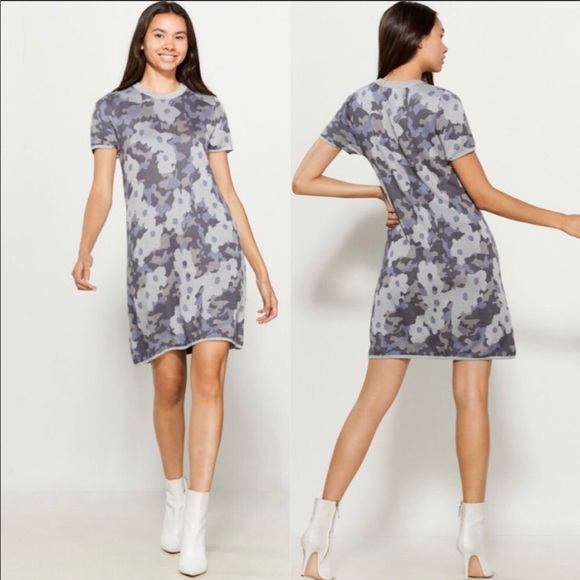 John-Jenn Dresses & Skirts - John-Jenn Flower Cammo Sweater Dress s/p